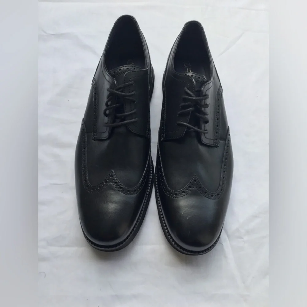 Cole Haan Black Men's leather Oxfords